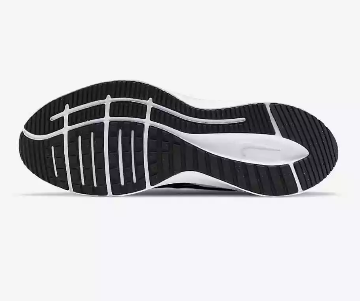 NIB MEN'S NIKE CQ8894 001 QUEST 3 SHEILD BLACK/METELLIC SILVER SHOES SNEAKERS