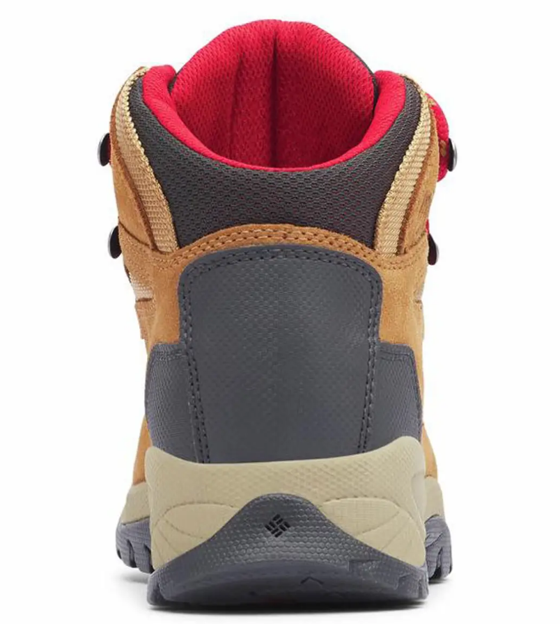 NIB COLUMBIA 1718821-289 WOMEN NEWTON RIDGEPLUS WATERPROOF ELK/MOUNTAIN RED BOOT