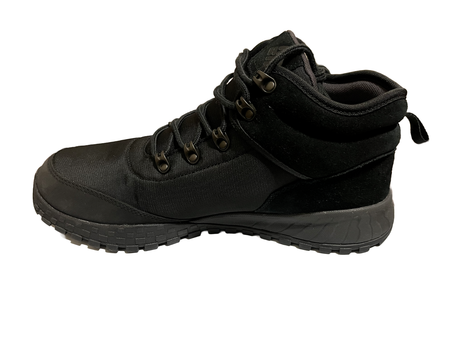 NIB COLUMBIA 2109051-010 MEN'S PINEKNOLL FS MID WATERPROOF BLACK/SHARK BOOT $120