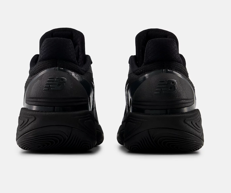 NIB MEN'S NEW BALANCE BB2WYBK5 TWO WXY V5 BASKETBALL BLACK SHOE SNEAKERS