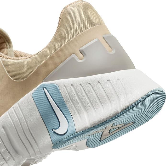 NIB WOMEN'S NIKE DV3950 105 FREE METCON 5 RUNNING SANDDRIFT/WHITE SHOES SNEAKERS