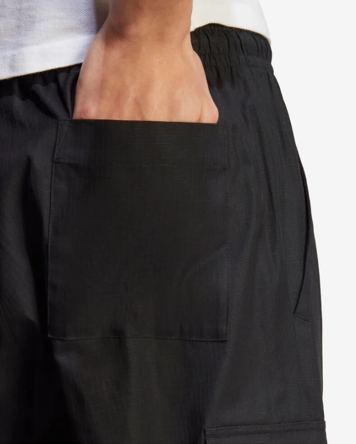 ADIDAS ORIGINALS IT8175 CARGO RIPSTOP BLACK JOGGING PANTS $75 NWT MEN'S