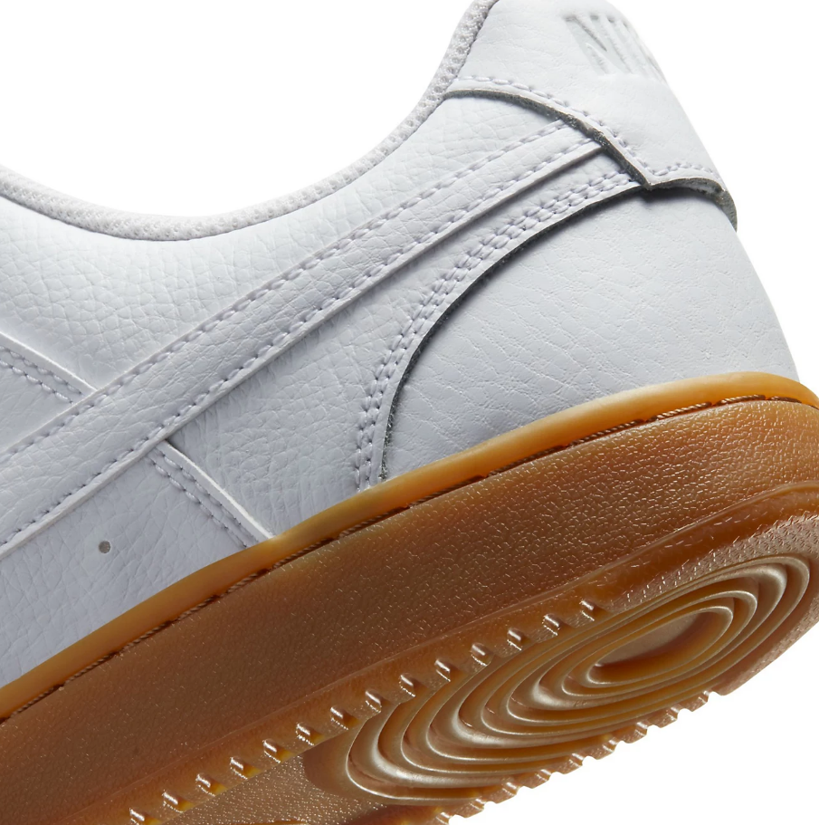 NIKE CD5463 105 COURT VISION LOW WHITE/GUM TENNIS SHOES SNEAKERS NIB MEN'S