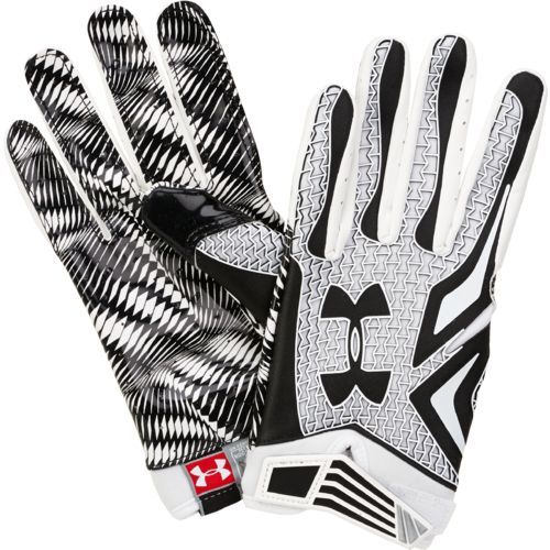 NWT MEN 1260677 001 UNDER ARMOUR SWARM BLACK/ WHITE CLUTCH FIT GLOVES  $50