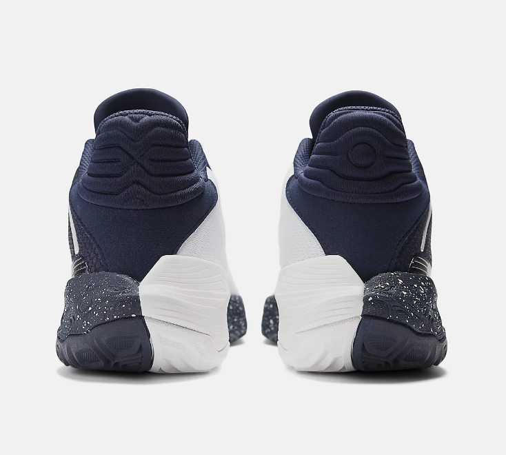 NIB NEW BALANCE BB2WYNV4 WOMENS TWO WXY V4 BASKETBALL WHITE/NAVY SHOES SNEAKERS