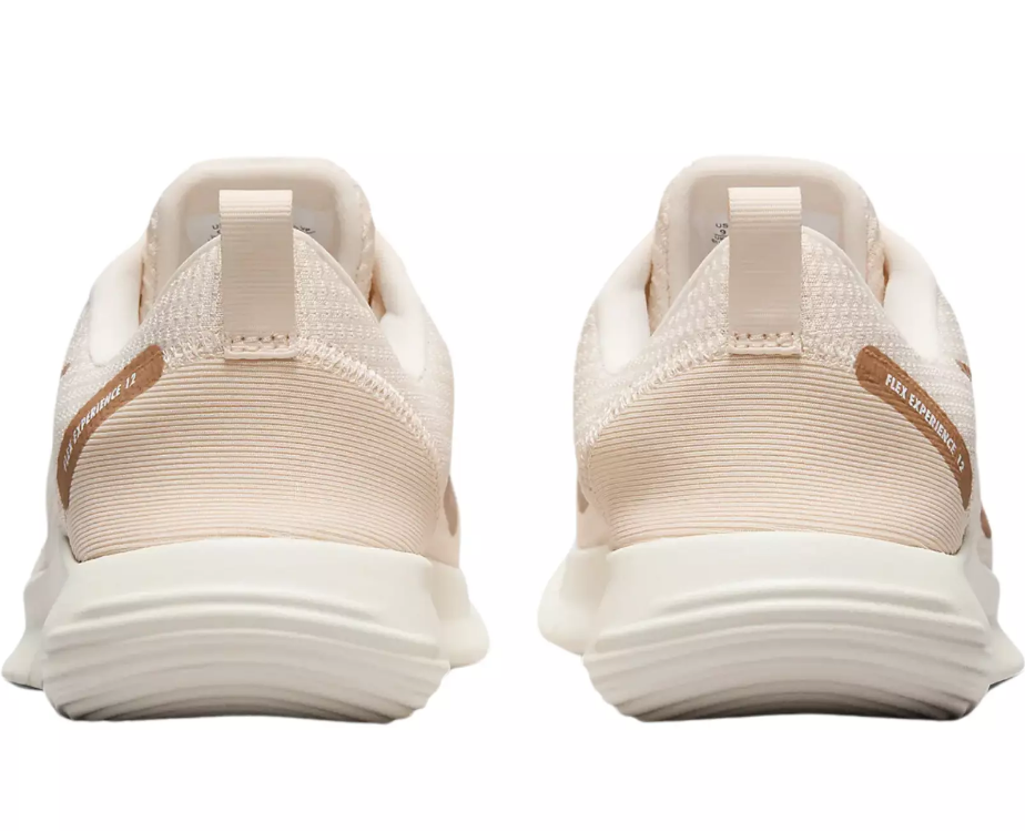 NIB NIKE DV0746 800 WOMEN NIKE FLEX EXPIRANCE RN 12 ICE GUAVA SHOES SNEAKERS $85