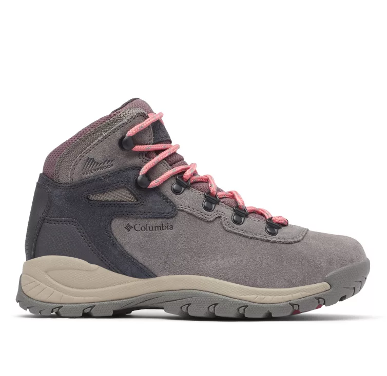 NIB COLUMBIA 1718821-009 WOMEN'S NEWTON RIDGEPLUS WATERPROOF AMPED BOOTS