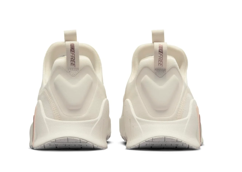 NIB WOMEN NIKE FJ7126 100 FREE METCON 6 RUNNING PALE IVORY/BRONZE SHOES SNEAKERS