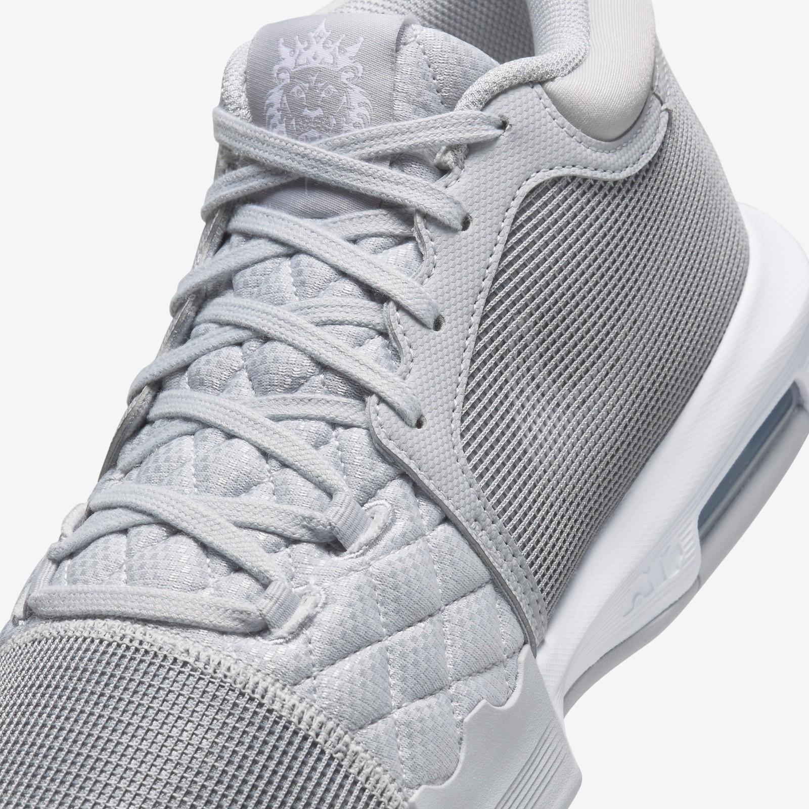 NIB MEN NIKE FB9944 001 LEBRON WITNESS VIII TB BASKETBALL WOLF GRE SHOE SNEAKERS