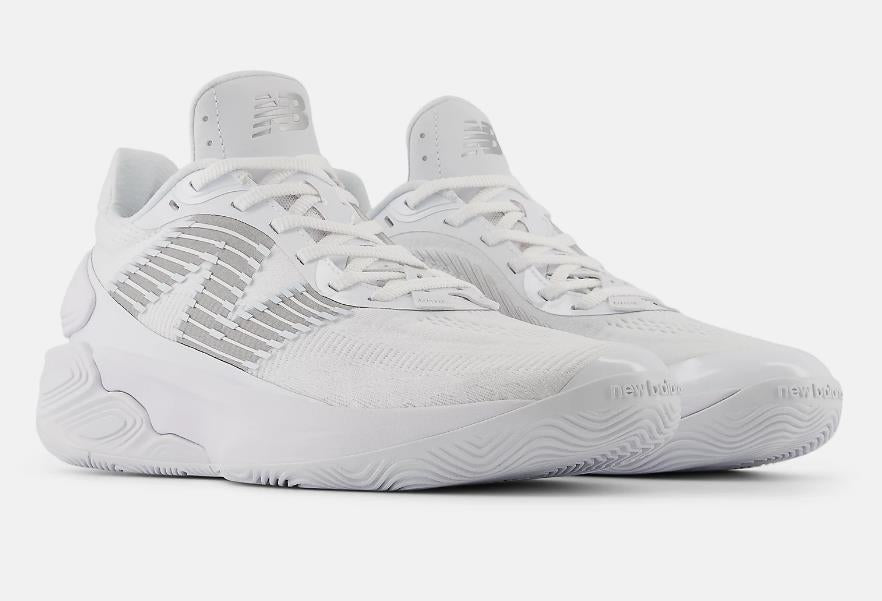 NIB MEN'S NEW BALANCE BB2WYWT5 TWO WXY V5 BASKETBALL WHITE/GREY SHOE SNEAKERS