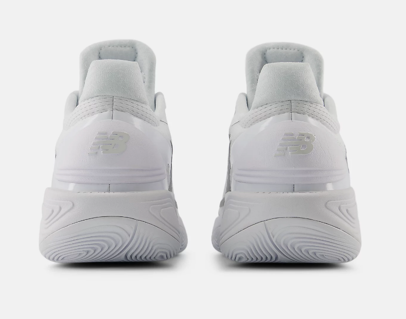 NIB MEN'S NEW BALANCE BB2WYWT5 TWO WXY V5 BASKETBALL WHITE/GREY SHOE SNEAKERS