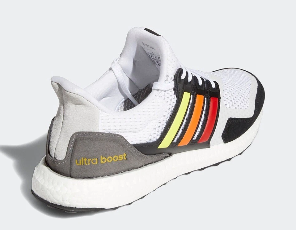 NIB MENS ADIDAS FY5347 ULTRABOOST S&L PRIDE RUNNING WHITE/MULTI SNEAKERS SHOES