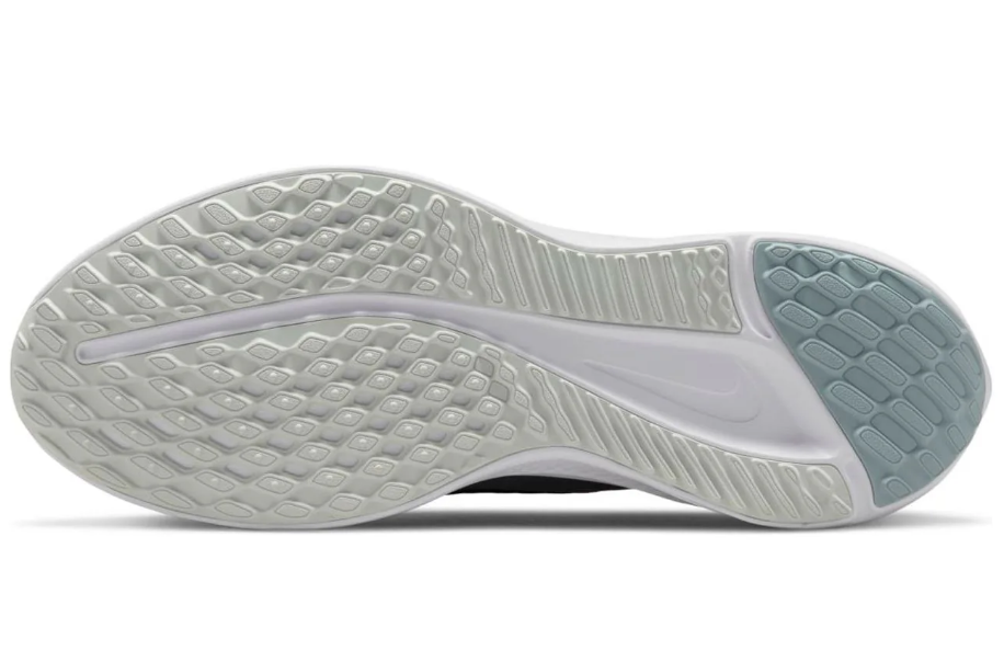 NIB MEN NIKE DD0204 002 NIKE QUEST 5 PHOTON DUST/GREY RUNNING SHOE SNEAKERS