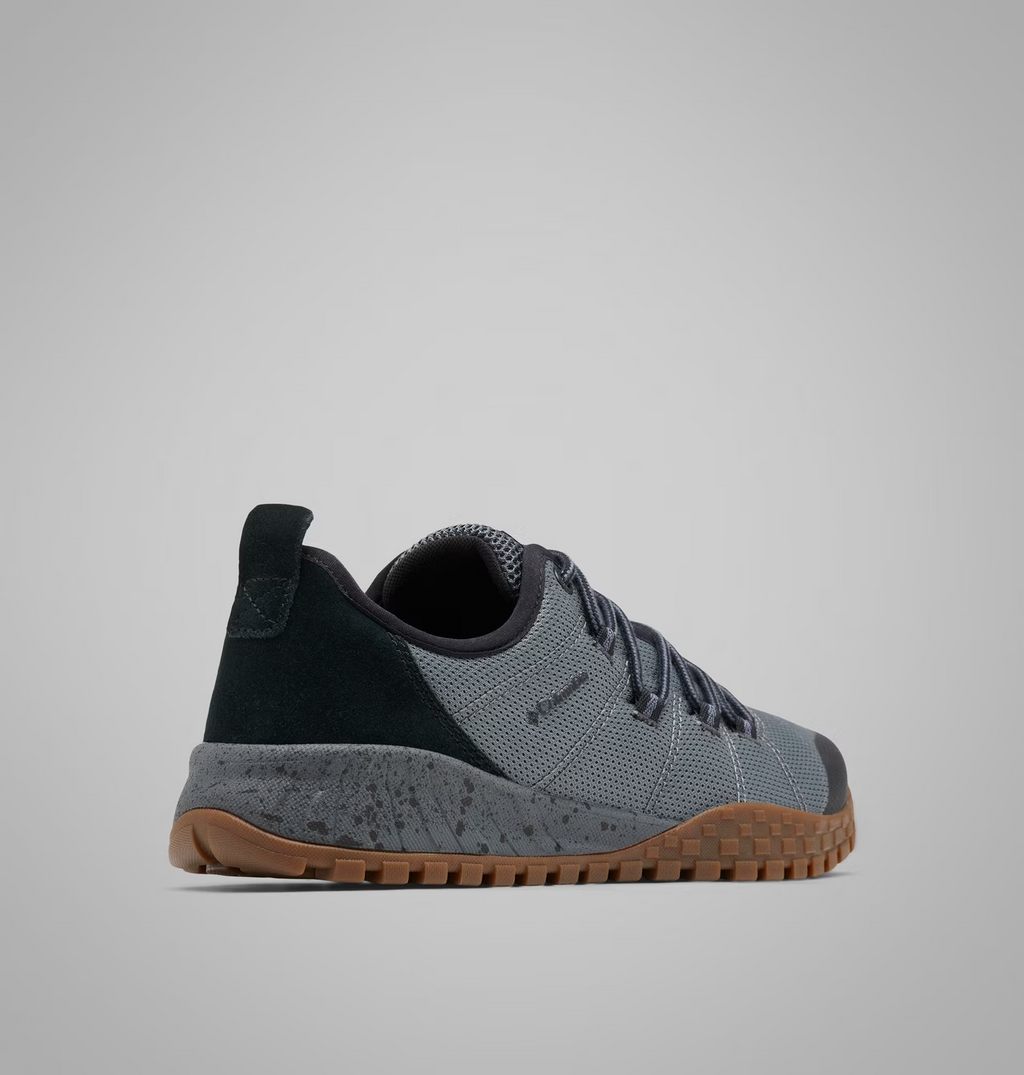 COLUMBIA FAIRBANKS LOW GRAPHITIE/BLACK HIKING SHOES 1826371-054 NIB MEN'S